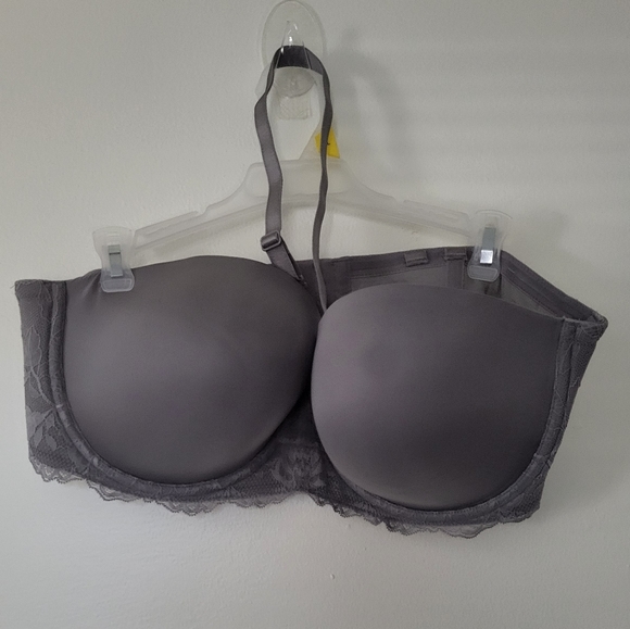 TORRID STRAPLESS LIGHTLY LINED SMOOTH STRAIGHT BACK BRA 42 D silver filigree - Picture 3 of 7